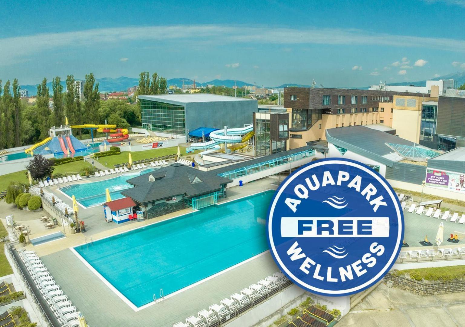 Hotel Aquacity Seasons Poprad Ngoại thất bức ảnh